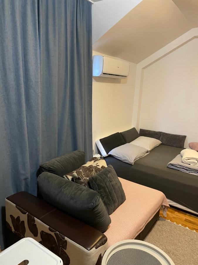Apartman Bane Novi Sad Esterno foto